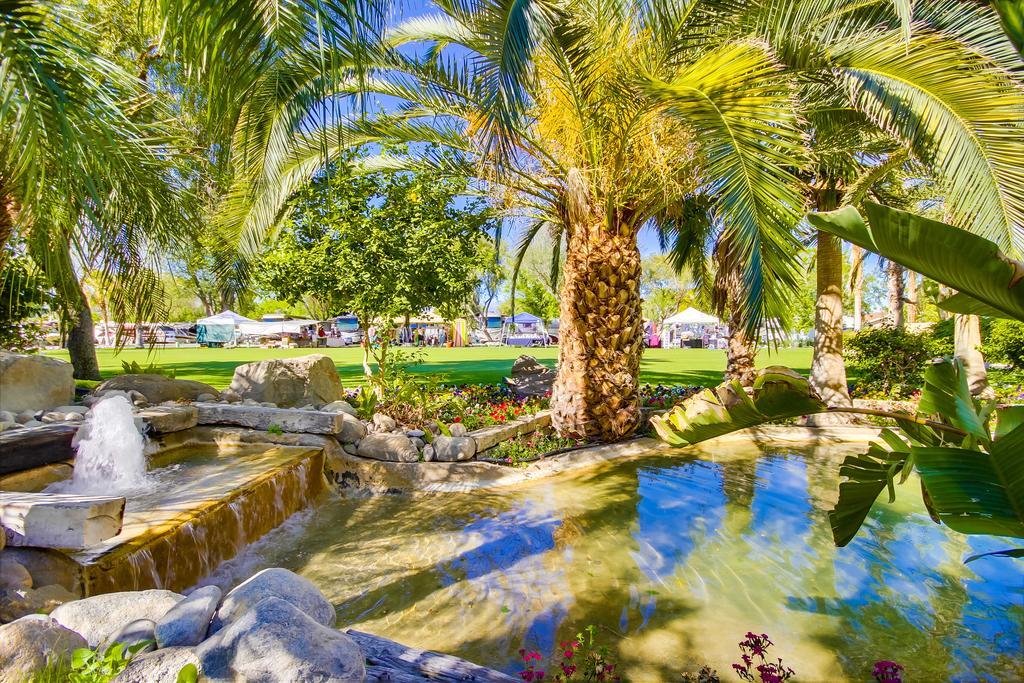 The Villas At Emerald Desert Desert Palms ภายนอก รูปภาพ